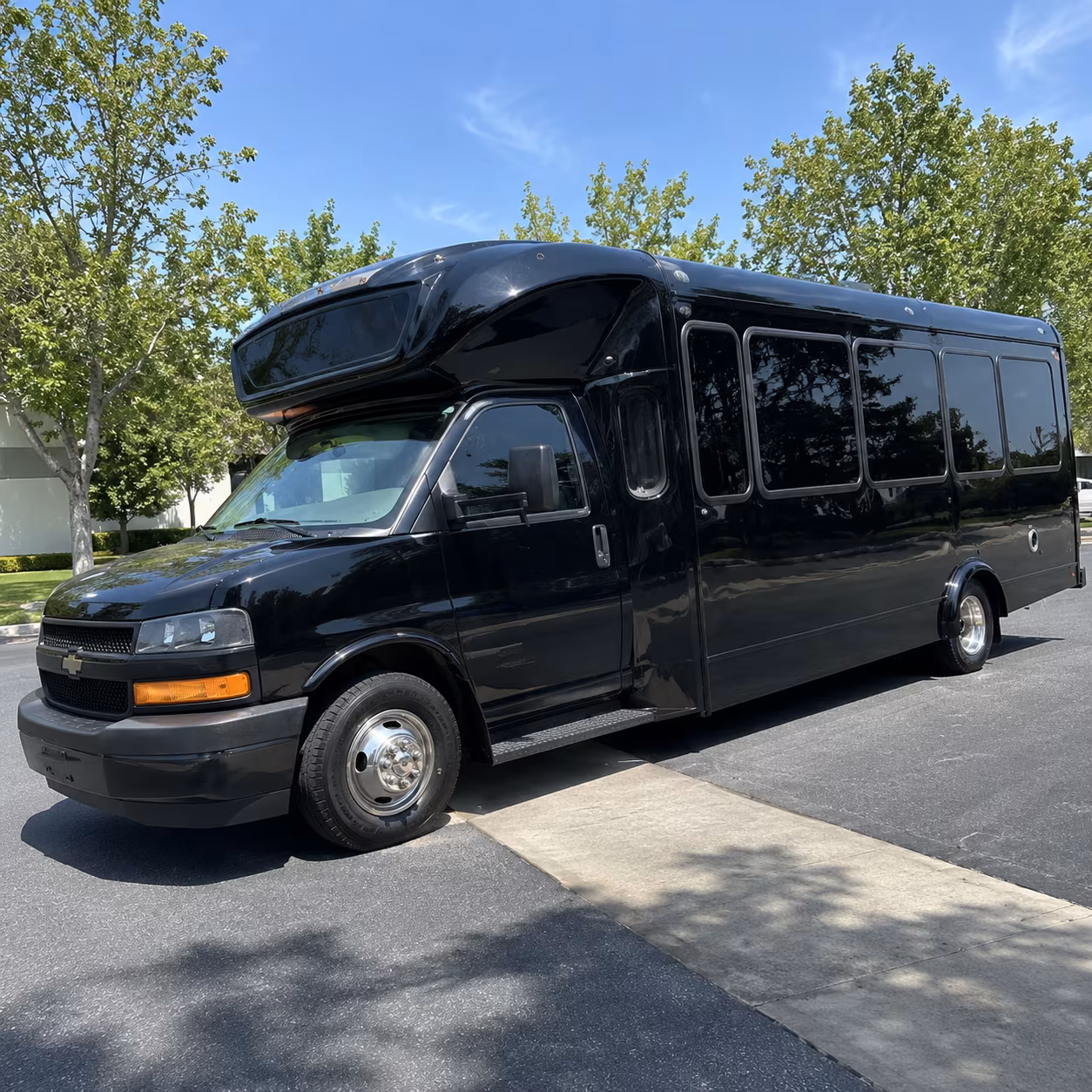 Edmond Homecoming & Prom Party Bus Rentals