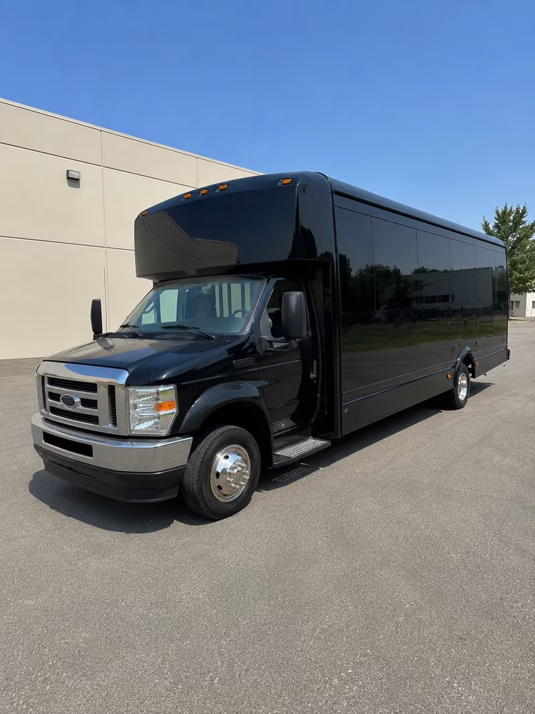 Lawton Homecoming & Prom Party Bus Rentals