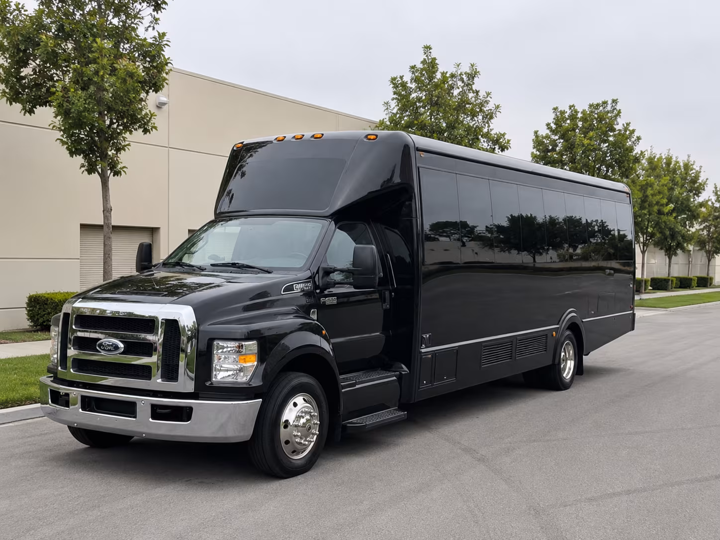 Oklahoma City Birthday, Sweet 16, & Quinceañera Transportation group transportation