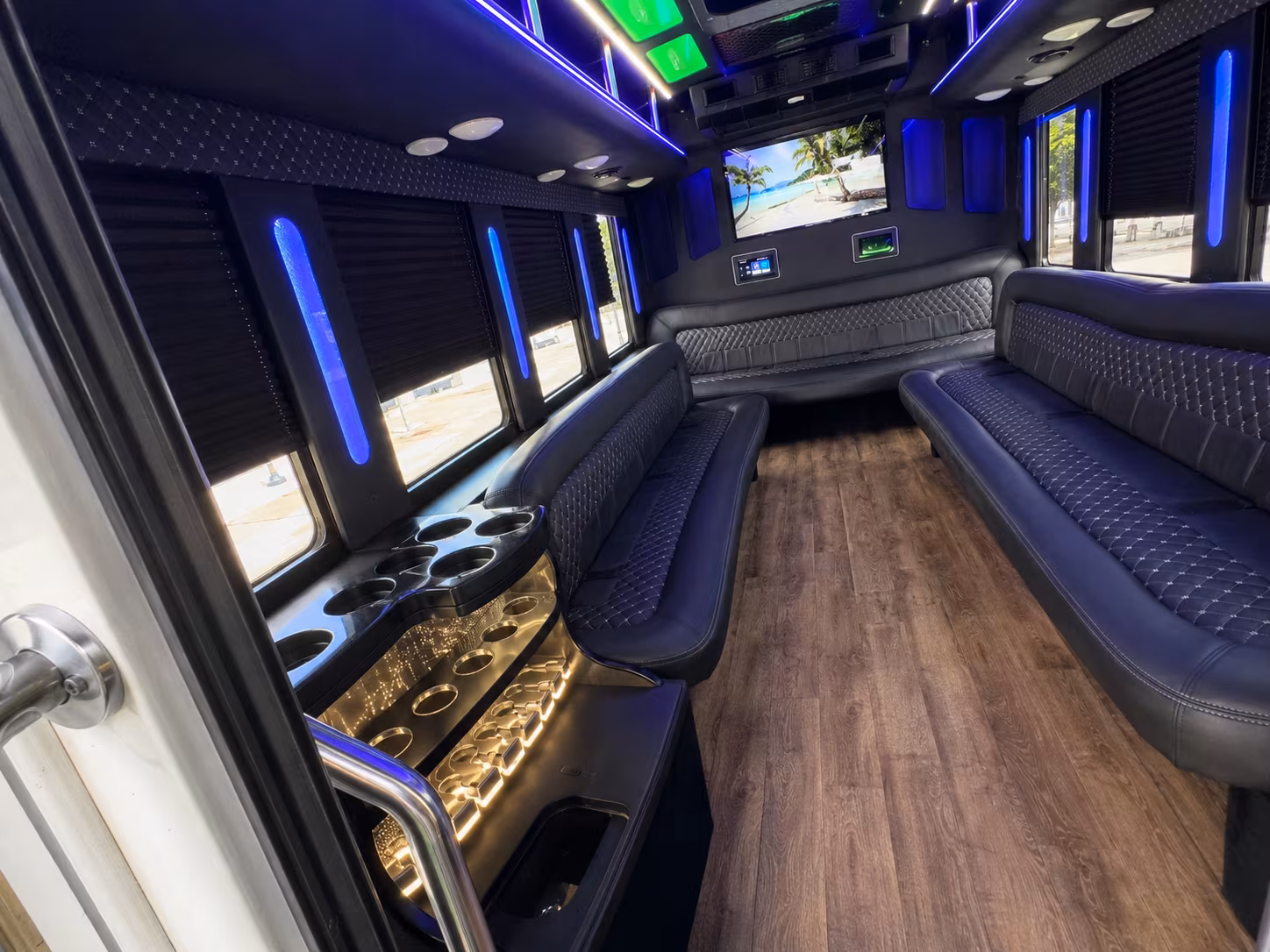 Oklahoma City Birthday, Sweet 16, & Quinceañera Transportation party bus exterior
