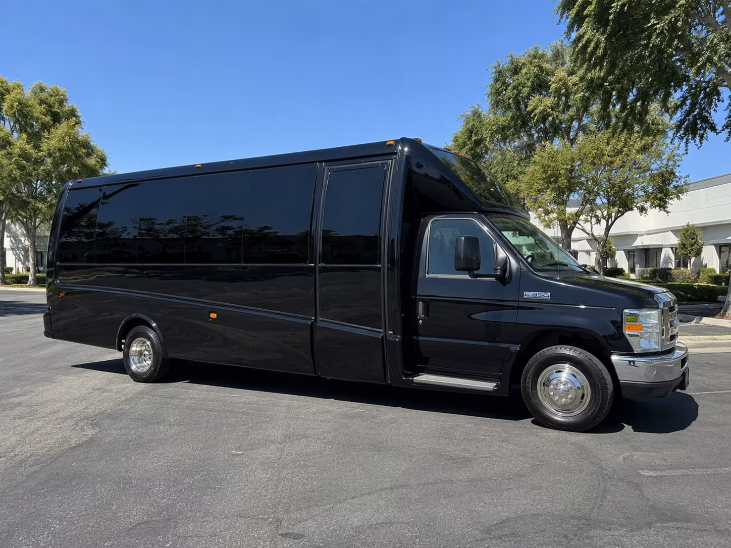 Oklahoma City Birthday, Sweet 16, & Quinceañera Transportation pickup coordination