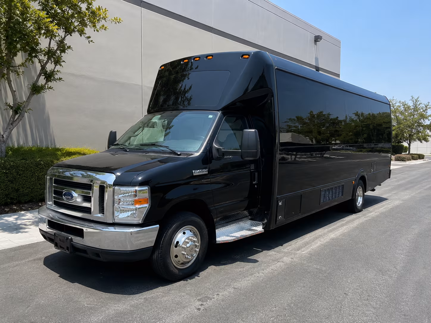 Oklahoma City Wedding Transportation party bus exterior